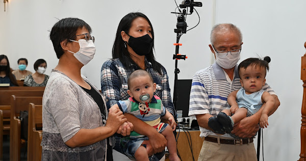 Bautismo de Máximo y Alexander Yang